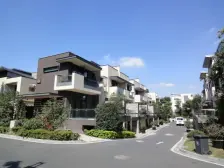 三期毛坯三房,电梯中高层,产权清晰随时可交易