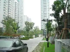 万源城品质社区、带产权车位、小区环境很好