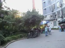 陈家坪轻轨站精装三房东南朝向安静