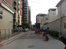 厅南北通透双阳台 阁楼50平方已装修和地下室25平方