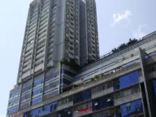 解放碑 较场口和平路户口干净 电梯房 生活交通便利