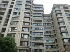 品质小区,环境优美,诚意出售,精装好房