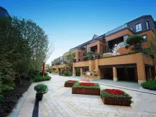 新出下叠+双车位+近地铁+可以按照自己的想法装修