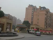 美岸新手一房 诚意出售 高区小区中位置