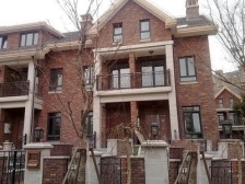 双轨交,飞机户型,两梯两户,房龄新,有产权车位