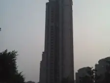 保利品质小区,户型方正实用,全明格局,一线看高尔夫