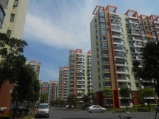 小区中间位置大两房,南北通,带ge楼