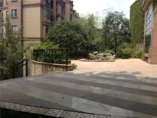 前排一线看江,视野开阔,户型方正无异型。