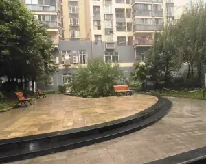 欣茂西郡兰庭B区 4室2厅 东南