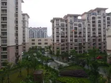 户型方正 产权清晰 满五年 位置好