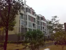 2024年6月重新装修了,精装全配拎包入住。