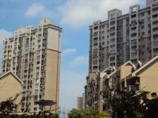 天井大花园!得房率高,南北通温馨家园。近地铁