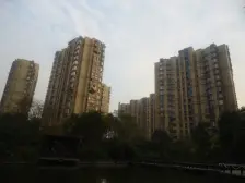 此房C位出道,此房伴您高飞,地铁口,单价低,接受置