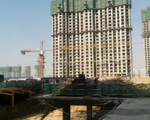 精装修 拎包入住 小区南门电力学 校 可以上