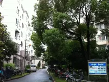 近地铁,产权清晰,采光好 家具全送,店长力推