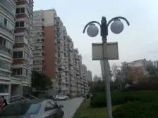 此房属于一室一厅格局,带有院子,实际使用空间大