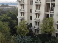 军山花园5室2厅南西南