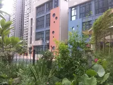 维多利亚高层 东户两房 视野开阔 看整个小区中庭