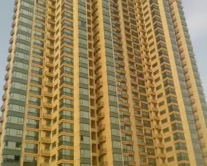 精装修, 采光充足,电梯小区绿化好,视野好