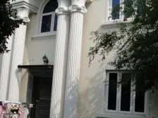 12号线地铁口大独栋集中朝南大花园现代装修