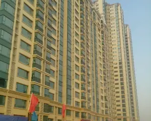 视野开阔!精装修!看房方便!家里保养的挺新的