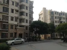 近地铁,交通便利,中间楼层位置,满五年,看房方便!