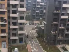 精装修 楼层高采光好近车站生活便利房主诚心卖