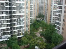 景湖春晓一梯两户对流户型 居家精装两房,业主急售