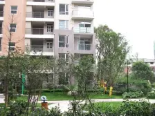 时代尊城 6室2厅 南