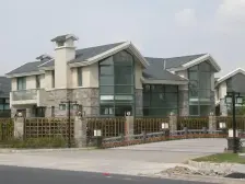 西郊园中园4室南朝向2500.00万元/套出售