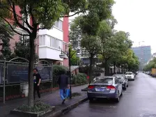 一梯一户,复式层高3米1,180平米精装修,带北露台