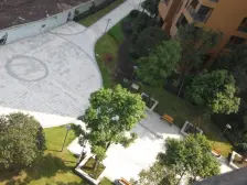 北滨路 招商江湾城四房