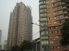 近地铁,近商圈,采光充足,钥匙房