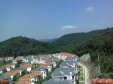 小区大环境好,有生态湖泊,适合宜居,近塘厦繁华商圈