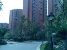 新中式精装三房,装修保养全新,带地下产权车位