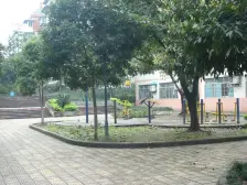 华岩新城 齐团半山小区二房33万