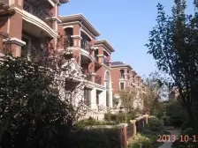 业主诚心出售,天伦庄园电梯洋房,中间楼层,价格美丽