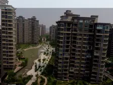 边套全明大四房 近地铁 电梯中间楼层居家装修诚意出售