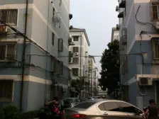 北蔡·花木新村一楼带天井 看房方便