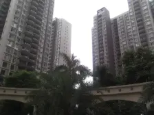 两层五房的空中别墅,阳台可用面积大