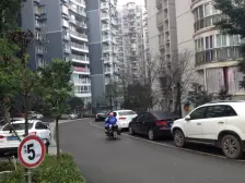 双轨精装大三房,轻松搞定丈母娘,拎包入住