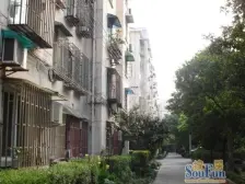 老人福音,双地铁交通便利低楼层总价低