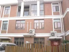 店长推荐!有车位落地窗楼汪!南北通 户型正 近地鉄 房东诚意