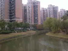 装修30个不到三年,中间楼层,可谈,下一套必售一房!