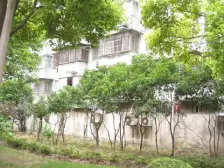 祁连新一村中楼层,精装修可直接入住,配套齐全