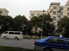 莘城电梯大三房,满五年,精装修,单价低,看房方便!