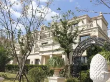 临河南入户北花园 精装联排别墅可随时看房