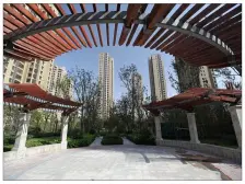 顾村·保利叶上海别墅,前后花园双车位!沿河位置安静诚意吉售