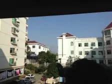 此房位于水悦城商圈,大平层,南北通透,