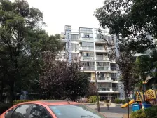 高品质.电梯大三房带空中花园.